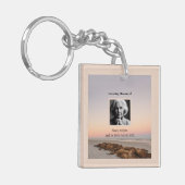 Activiteiten in de omgeving van Beach in Loving Me Sleutelhanger (Voorkant Links)