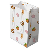 Activiteiten in de omgeving van Carnival Snack Cir Medium Cadeauzakje (Achterkant Gekanteld)