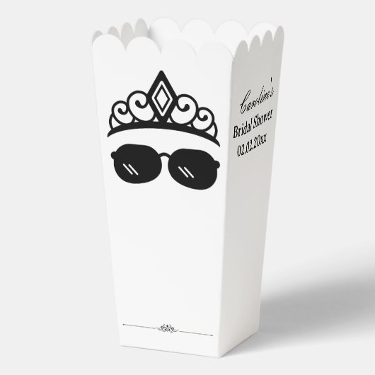 Activiteiten in de omgeving van Cool Queen Tiara P Bedankdoosjes (Achterkant)