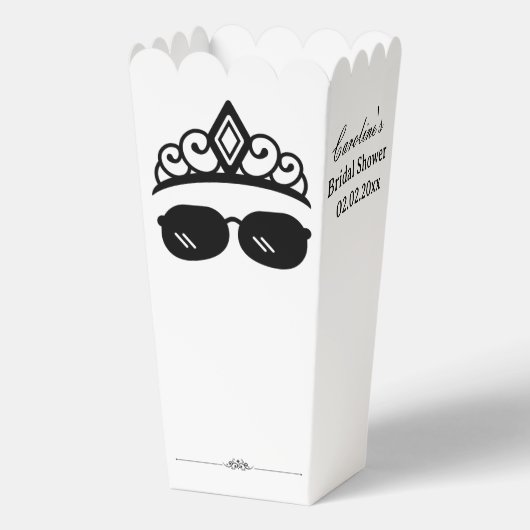 Activiteiten in de omgeving van Cool Queen Tiara P Bedankdoosjes (Voorkant)