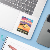 Activiteiten in de omgeving van Death Valley Natio Sticker (Laptop met iPhone)
