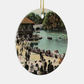 Activiteiten in de omgeving van Delaware Park  Buf Keramisch Ornament (Rechts)