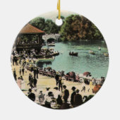 Activiteiten in de omgeving van Delaware Park  Buf Keramisch Ornament (Achterkant)