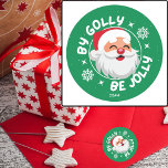 Activiteiten in de omgeving van Golly Be Jolly Sch Ronde Sticker<br><div class="desc">Dit "By Golly Be Jolly" schattige groene Santa Claus ontwerp zal uw kerstfestiviteiten op een grote manier opfleuren. Het ontwerp is voorzien van een grafische kerstman met een grote glimlach, omringd door de grillige en leuke schreefloze lettertypen. Er zijn sneeuwvlokken en sprankelingen om de illustratie te voltooien. Verkrijgbaar met drie...</div>