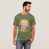 Activiteiten in de omgeving van Good Vibes Getaway T-shirt (Voorkant volledig)