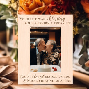 Activiteiten in de omgeving van Missed Beyond Meas Gegraveerde Lijstjes