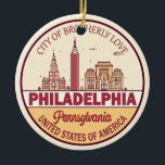 Activiteiten in de omgeving van Philadelphia Penns Keramisch Ornament<br><div class="desc">Philadelphia minimalistische,  kleurrijke kunst ontwerp met monumenten en bezienswaardigheden van de stad in Pennsylvania.</div>
