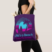 Activiteiten in de omgeving van Retro Sunset Surfb Tote Bag (Dichtbij)