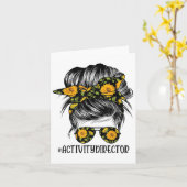 Activity Director Messy Hair Woman Bun Sunflower H Kaart (Gele Bloem)