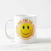 Actor vertrouwt me koffiemok (Links)