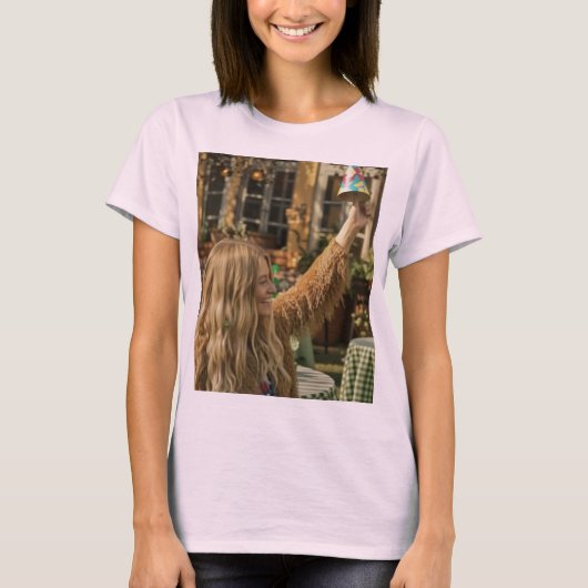 Actrices Winkelen In Plaza T-shirt (Voorkant)