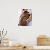 Acupunctie. Acupuncturist die een naald inbrengt Poster (Keuken)