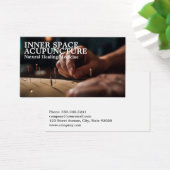 Acupuncturist Working on Client Visitekaartje (Bureau)