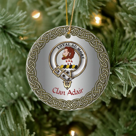Adair Clan Badge & Tartan Thistle Personalized Keramisch Ornament (Boom)