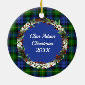 Adam Clan Badge & Tartan Personalized Xmas Keramisch Ornament (Achterkant)