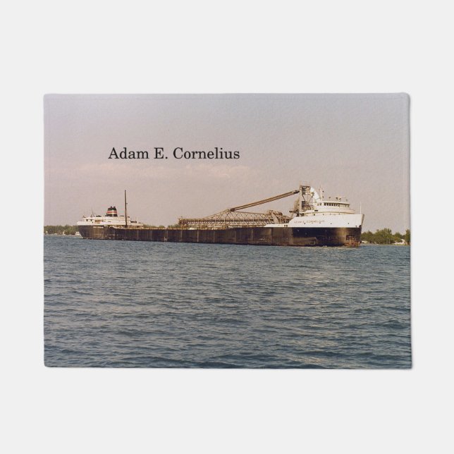 Adam E. Cornelius deurmat (Voorkant)