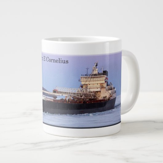 Adam E Cornelius jumbo mok (Voorkant rechts)