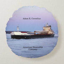 Adam E. Cornelius ronde kussen