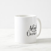 Adapt en Overwinnen Gym Hustle Succes Motivatie Koffiemok (Voorkant rechts)