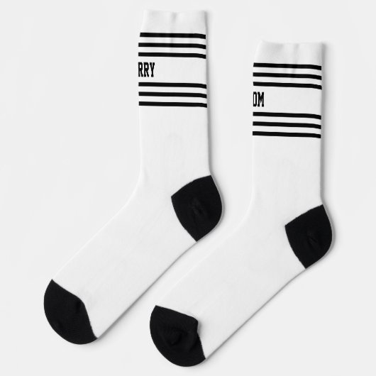 Add TWO Names Black Stripes on White Socks Sokken (Links)