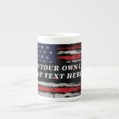 Add your own text on grunge American flag Porselein Kop (Voorkant)