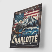 Adelaar boven berglandschap met golven vierkante klok (Hoek)