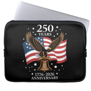 Adelaar en Vlag 250 Jaar Amerika 1776-2026 Laptop Sleeve
