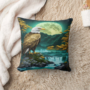 Adelaar neergestreken bij waterval onder volle maa kussen