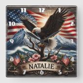 Adelaar op boom met vlagachtergrond vierkante klok (Voorkant)