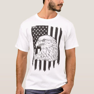 Adelaar stijgt met Amerikaanse vlag T-shirt