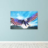 Adelaar vliegt in de lucht met een Amerikaanse vla Canvas Afdruk (Insitu (Houten vloer))