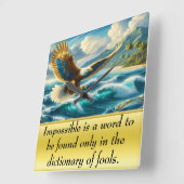 Adelaar vliegt over de oceaan vierkante klok (Hoek)