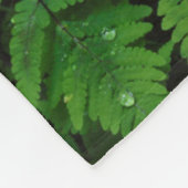 Adelaarsvaren met regendruppels, Washington State Fleece Deken (Hoek)