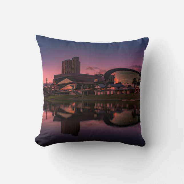 Adelaide rivieroever bij zonsopgang kussen (Voorkant)