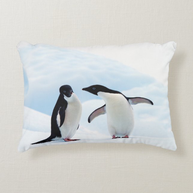 Adelie Penguins Decoratief Kussen (Voorkant)