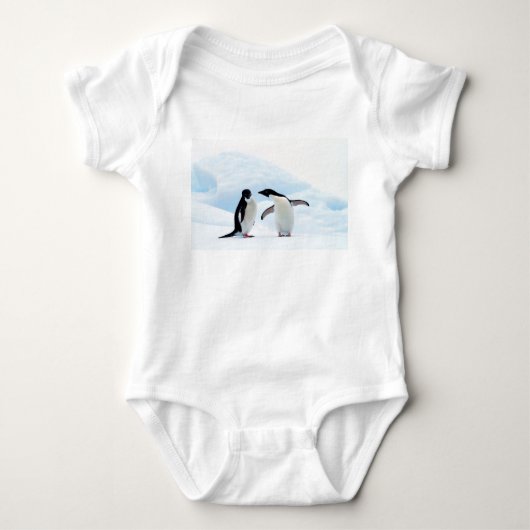 Adelie Penguins Romper (Voorkant)