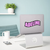 Adeline persoonlijke naam sticker (Laptop op bureau)