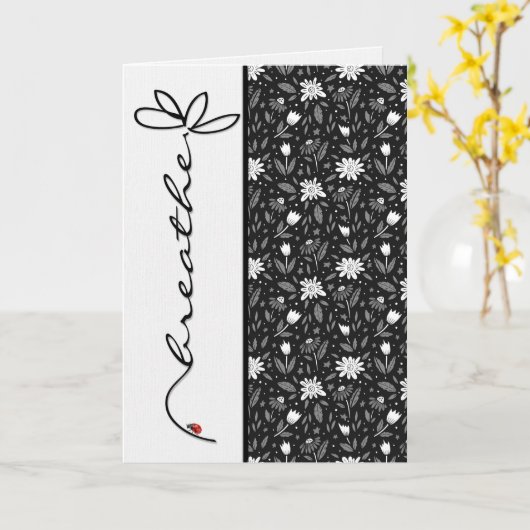 Adem Lady Bug Denken aan jou Kaart (Gele Bloem)