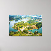 Adembenemend Uitzicht van Guatape Antioquia Sunny  Canvas Afdruk (Voorkant)