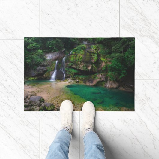 Adembenemende waterval Virje, Slovenië Poster Deurmat (Binnen)