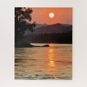 Adembenemende zonsopgang over Katun-rivier foto Legpuzzel