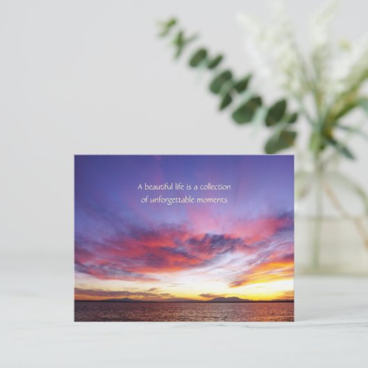 Ademhalingszonsondergang over het zee briefkaart (Staand voorkant)