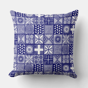 Adire Pattern - Deep Blue and White Kussen
