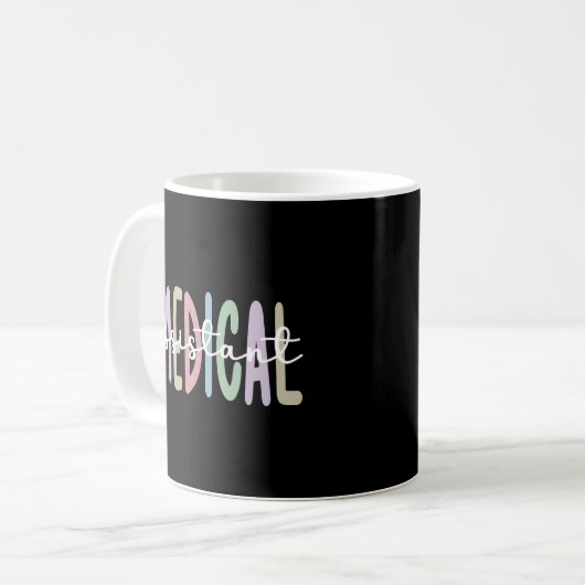 Adjunct-assistent Koffiemok (Voorkant links)