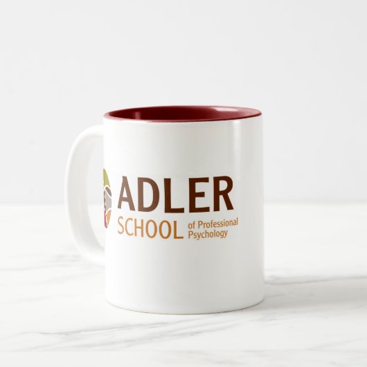 Adler School Deluxe Mok 2 (Voorkant links)
