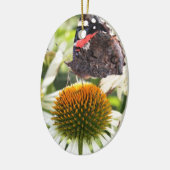 Admiraalvlinder op bloem keramisch ornament (Links)