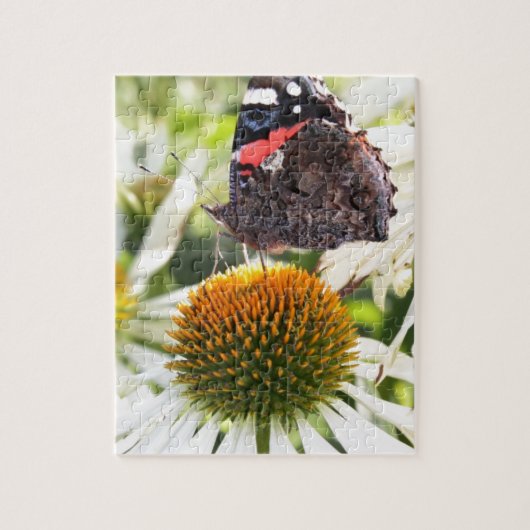 Admiraalvlinder op bloem legpuzzel (Verticaal)