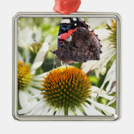 Admiraalvlinder op bloem metalen ornament