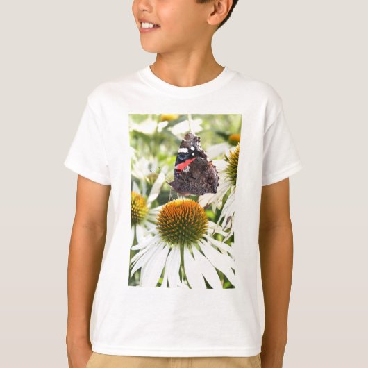 Admiraalvlinder op bloem t-shirt (Voorkant)