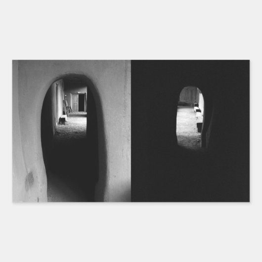 Adobe Corridor: Zwart-wit foto's stickers (Voorkant)